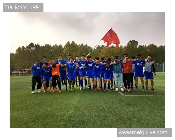 深圳足球队选拔赛点评团队协作表现的深度分析与启示